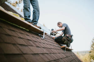 Local Roofers in La Chute, LA